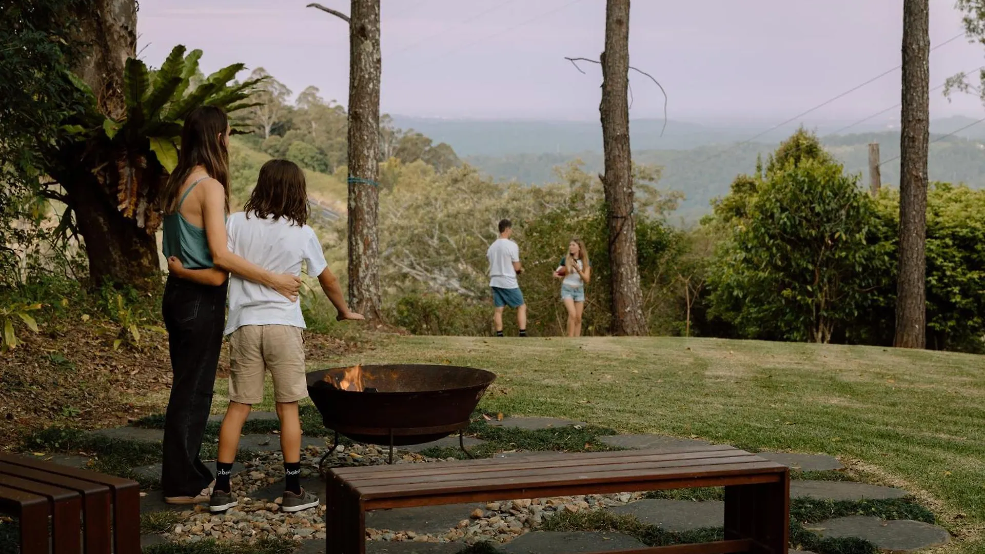 Сasa de vacaciones Executive Paradise High On Hill With Incredible Views, Firepit & Games Perfect For Groups Of Family And Friends Balmoral Ridge